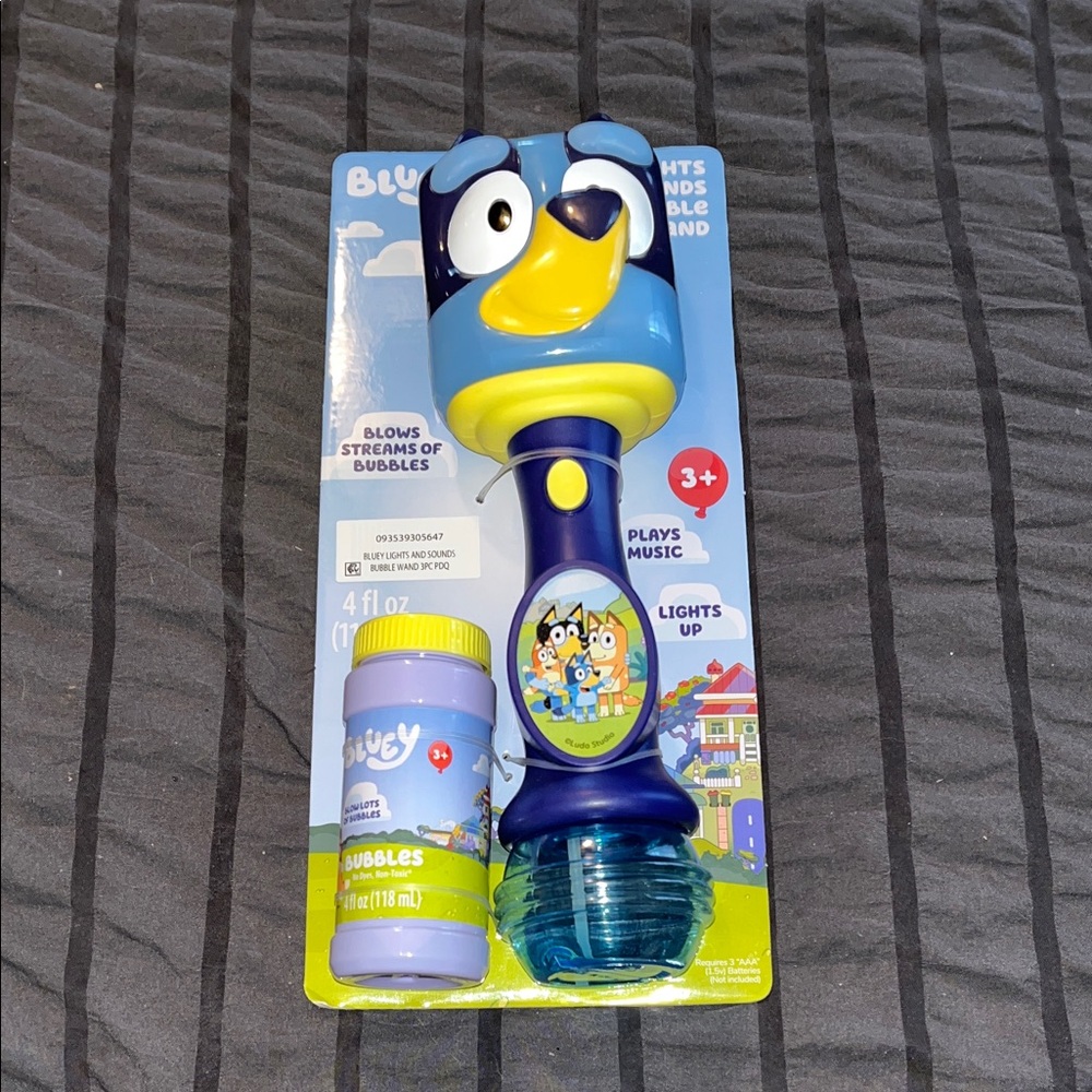 Bluey Bubble Wand Toy with Lights and Music